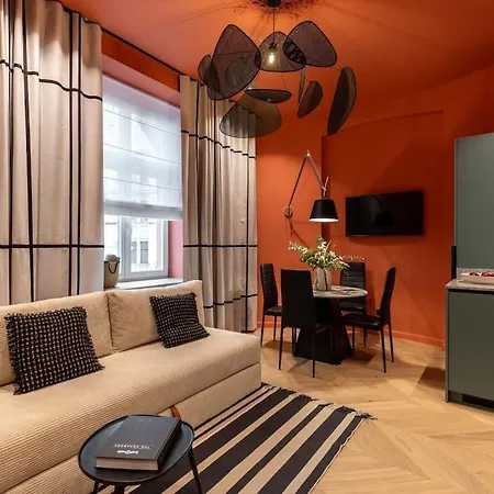 Premium Design - Location - Fast Wifi Apartment